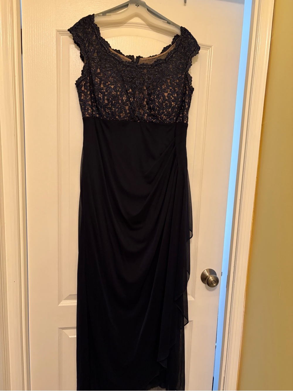 Elegant Navy Lace Bodice Evening Dress